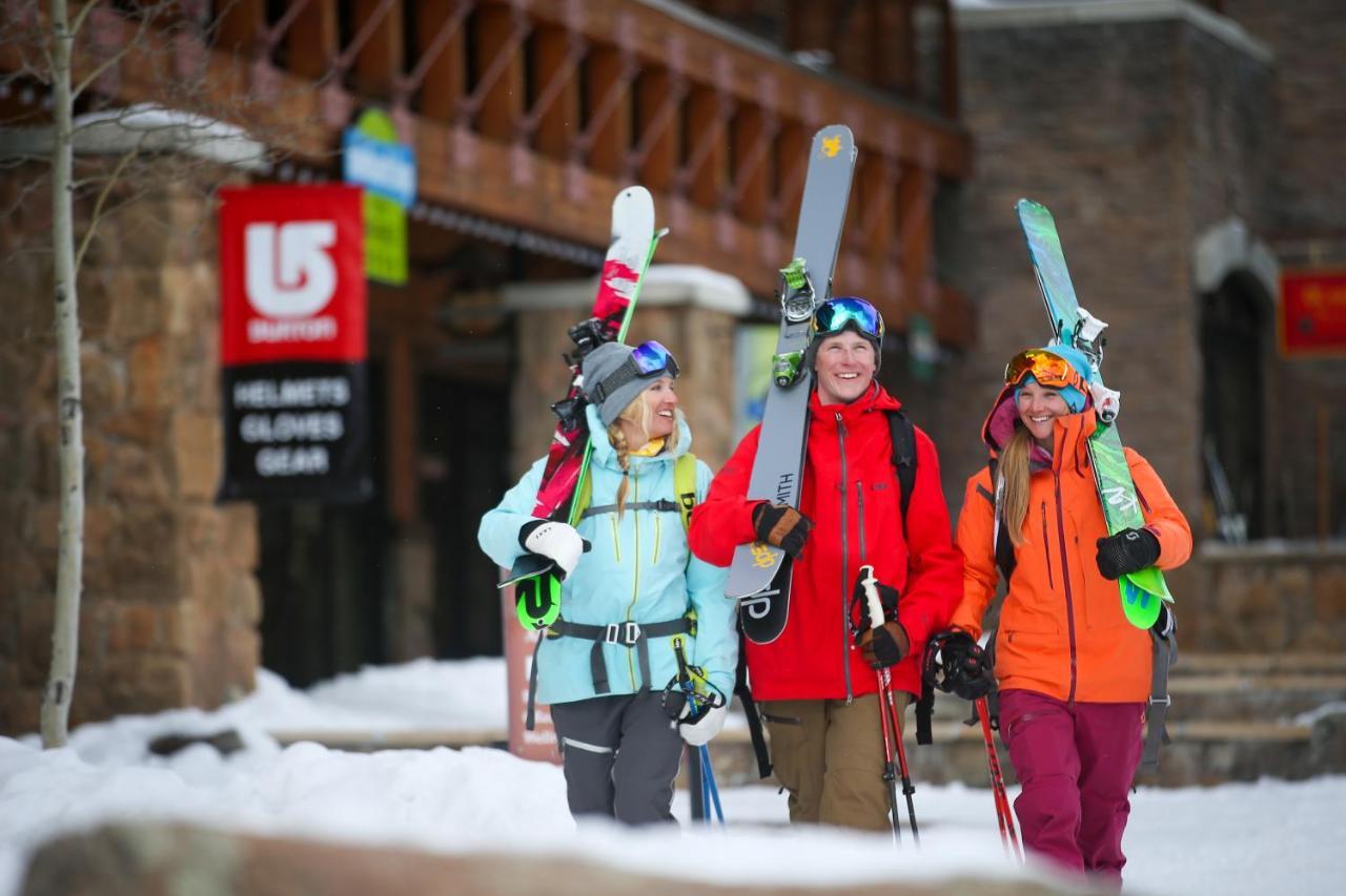 Big Sky Resort Village Center Exterior foto